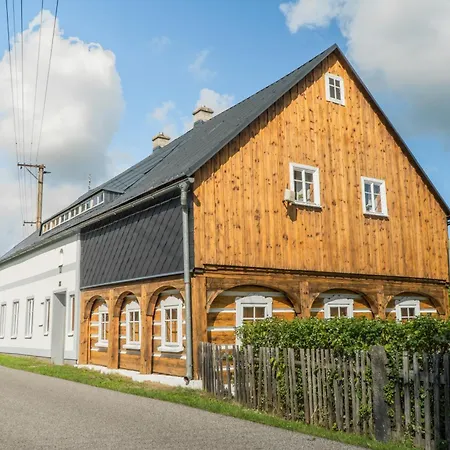 Cisarsky בית נופש סלוקנוב