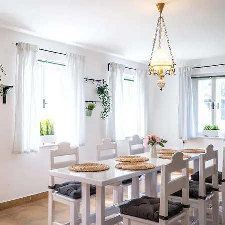 בית נופש Cisarsky *