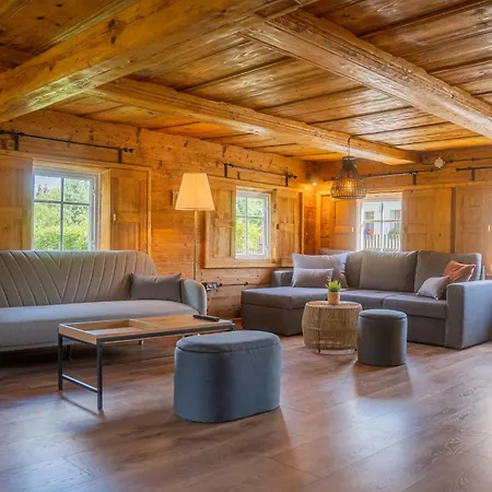 בית נופש Cisarsky סלוקנוב