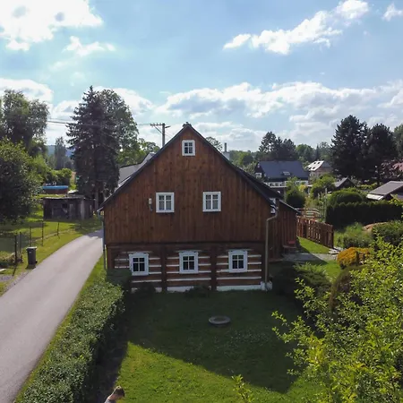 Cisarsky בית נופש