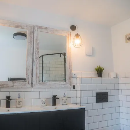 בית נופש Cisarsky סלוקנוב